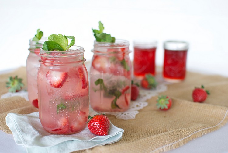 jordbær mojito cocktail lækker frugtig sommerdrink